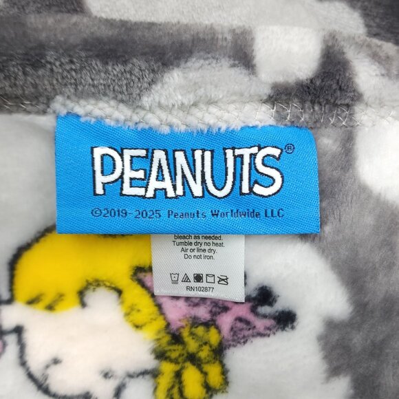 Peanuts VelvetLoft Throw Blanket 60"x70" Featuring Snoopy Halloween By Berkshire - Picture 10 of 16